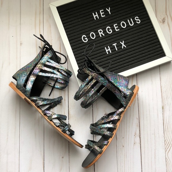 Free People Shoes - Free People Leather Flat Sandals 6